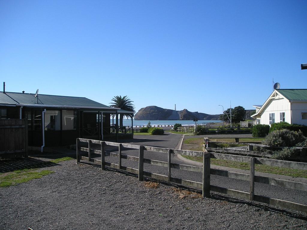 Castlepoint Holiday Park & Motels Номер фото
